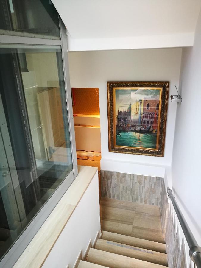 Hotel Ambasciata Venice - Atika & Atif 3*
