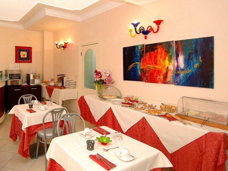 Hotel Ambasciata Venice - Atika & Atif 3*
