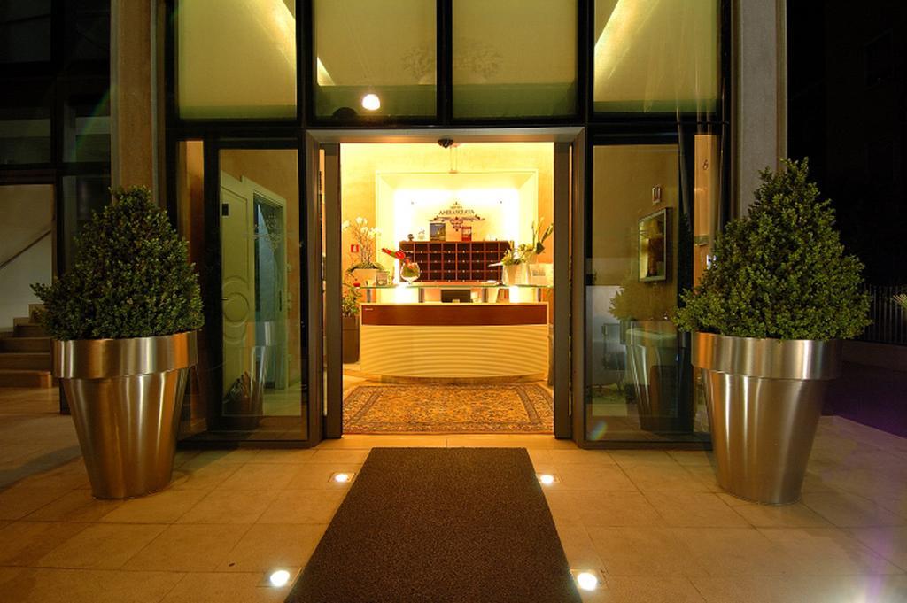 Hotel Ambasciata Venice - Atika & Atif