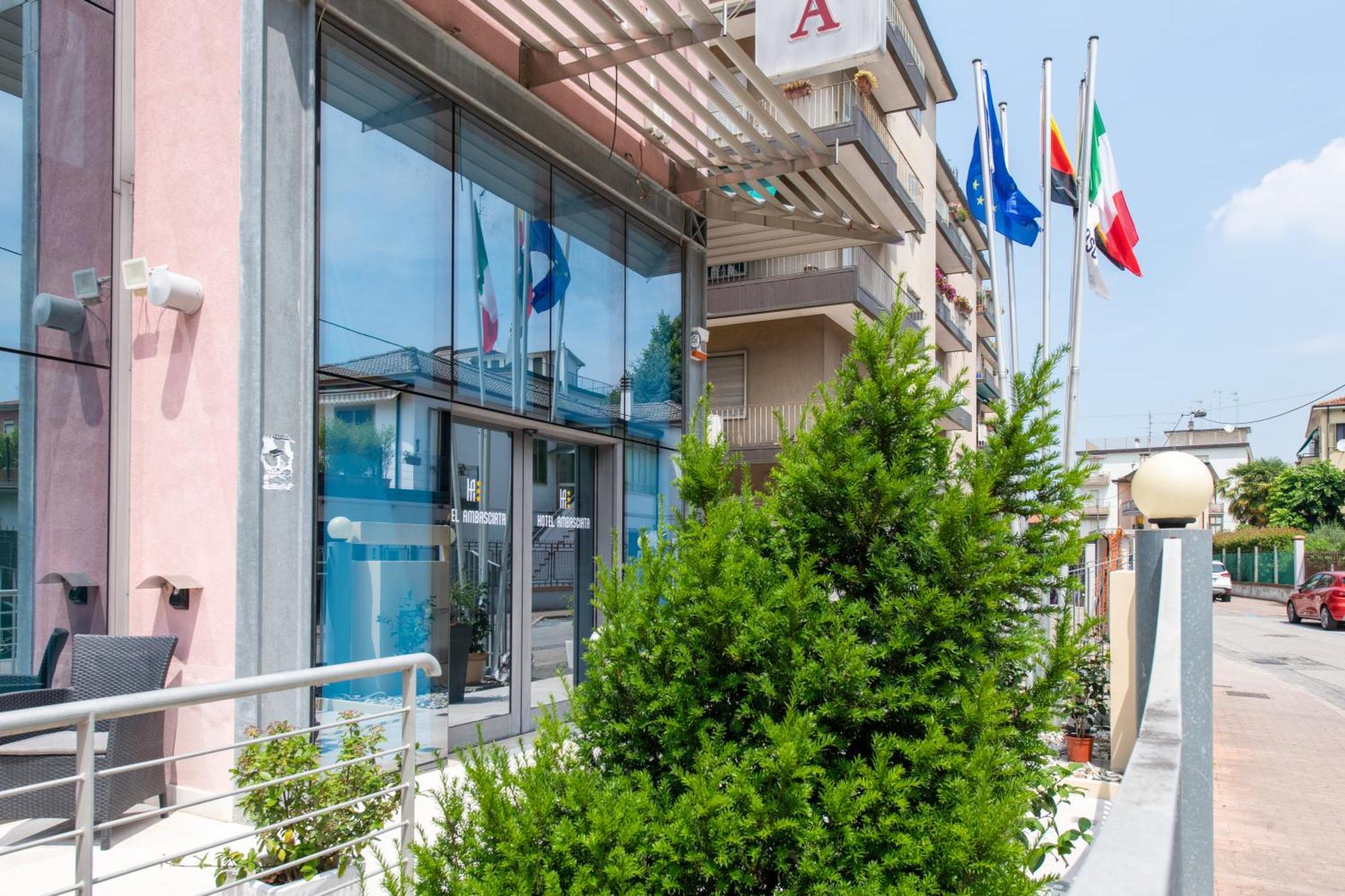 Ambasciata Hotel